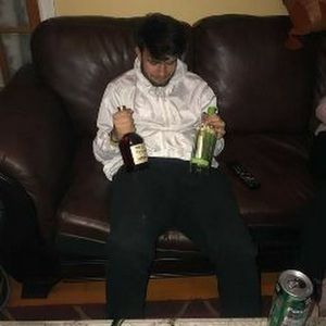 Meet your Posher, Zach